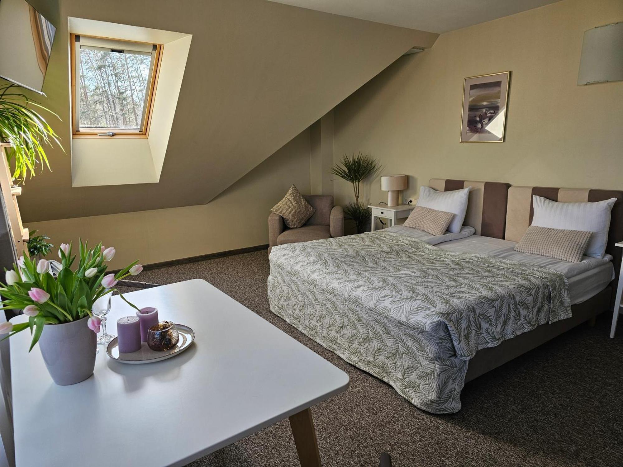 Hotel Irbeni Brivkalni Exteriér fotografie